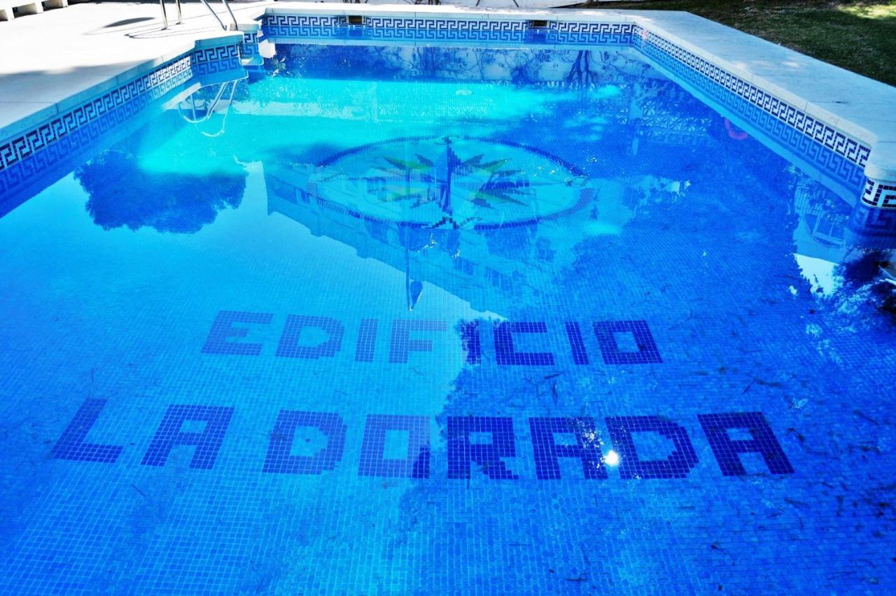 Shiny Studio With Pool & Carihuela Beach At 500M Torremolinos Bagian luar foto