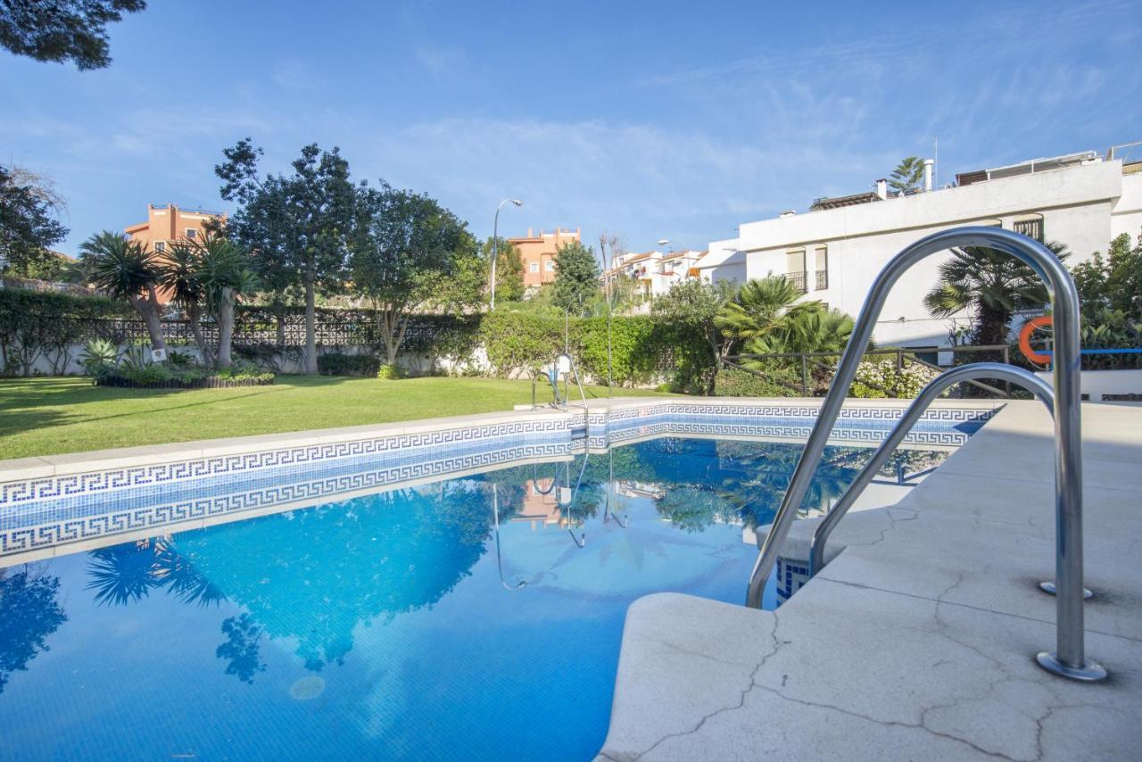 Shiny Studio With Pool & Carihuela Beach At 500M Torremolinos Bagian luar foto