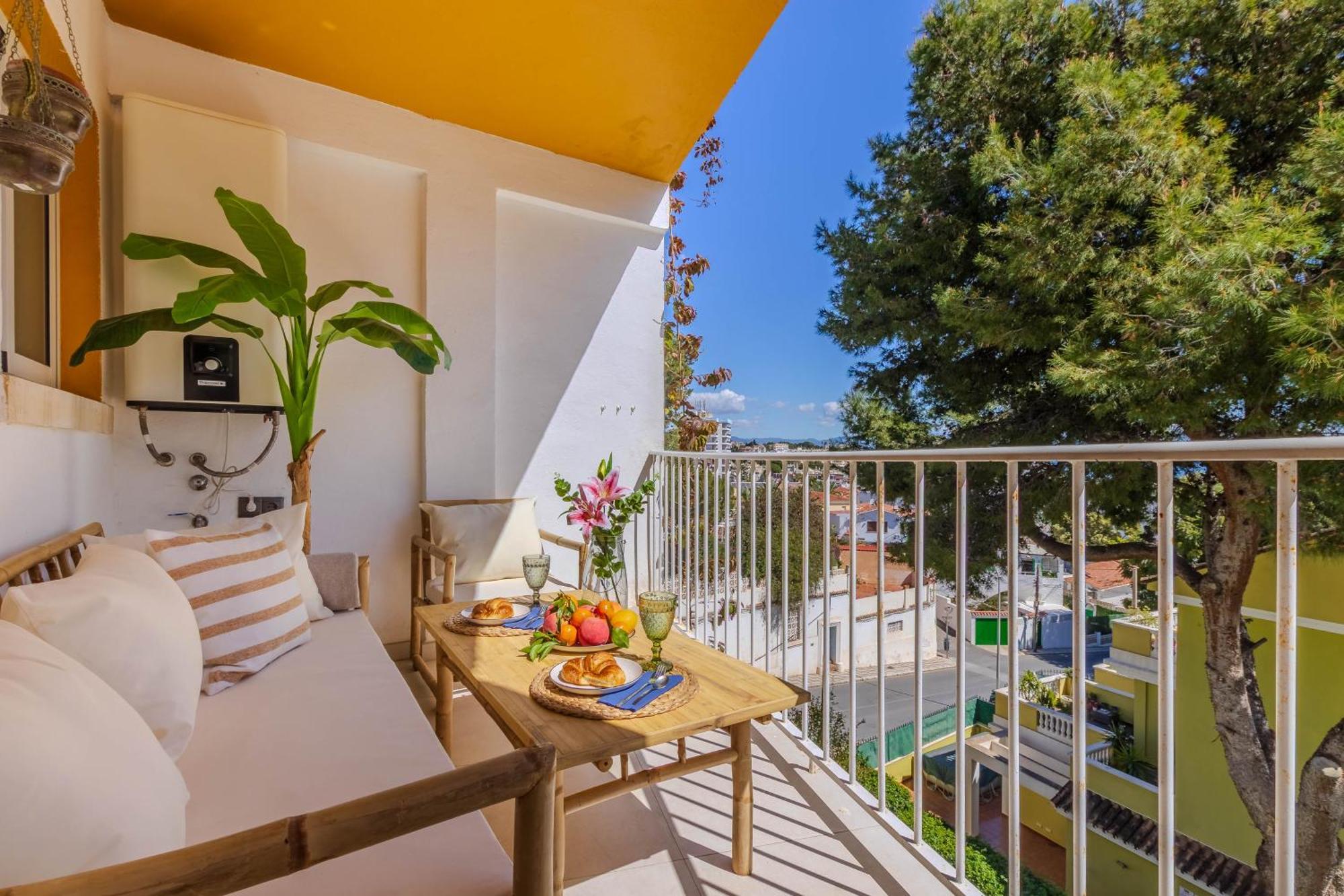 Shiny Studio With Pool & Carihuela Beach At 500M Torremolinos Bagian luar foto