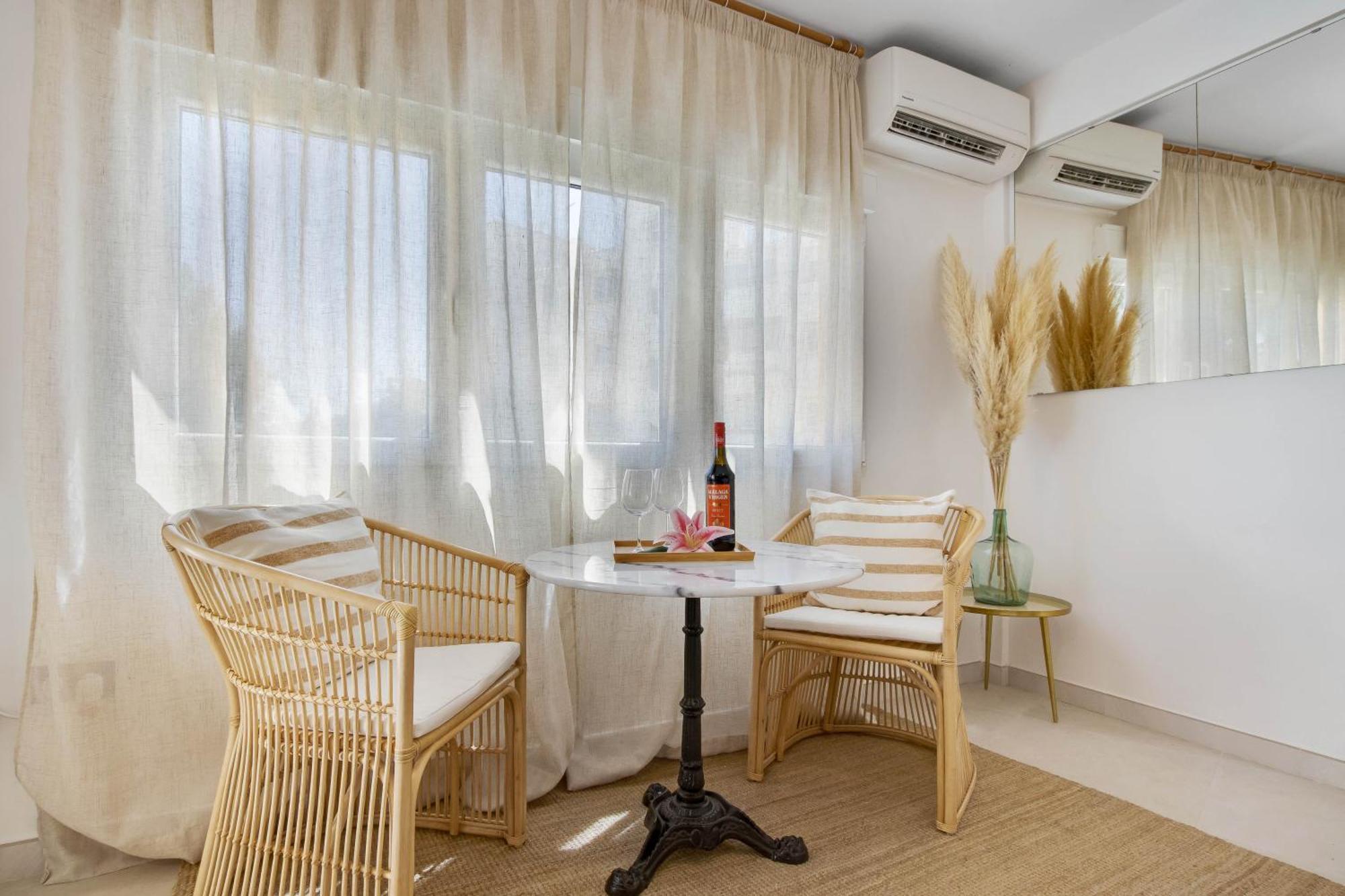 Shiny Studio With Pool & Carihuela Beach At 500M Torremolinos Bagian luar foto